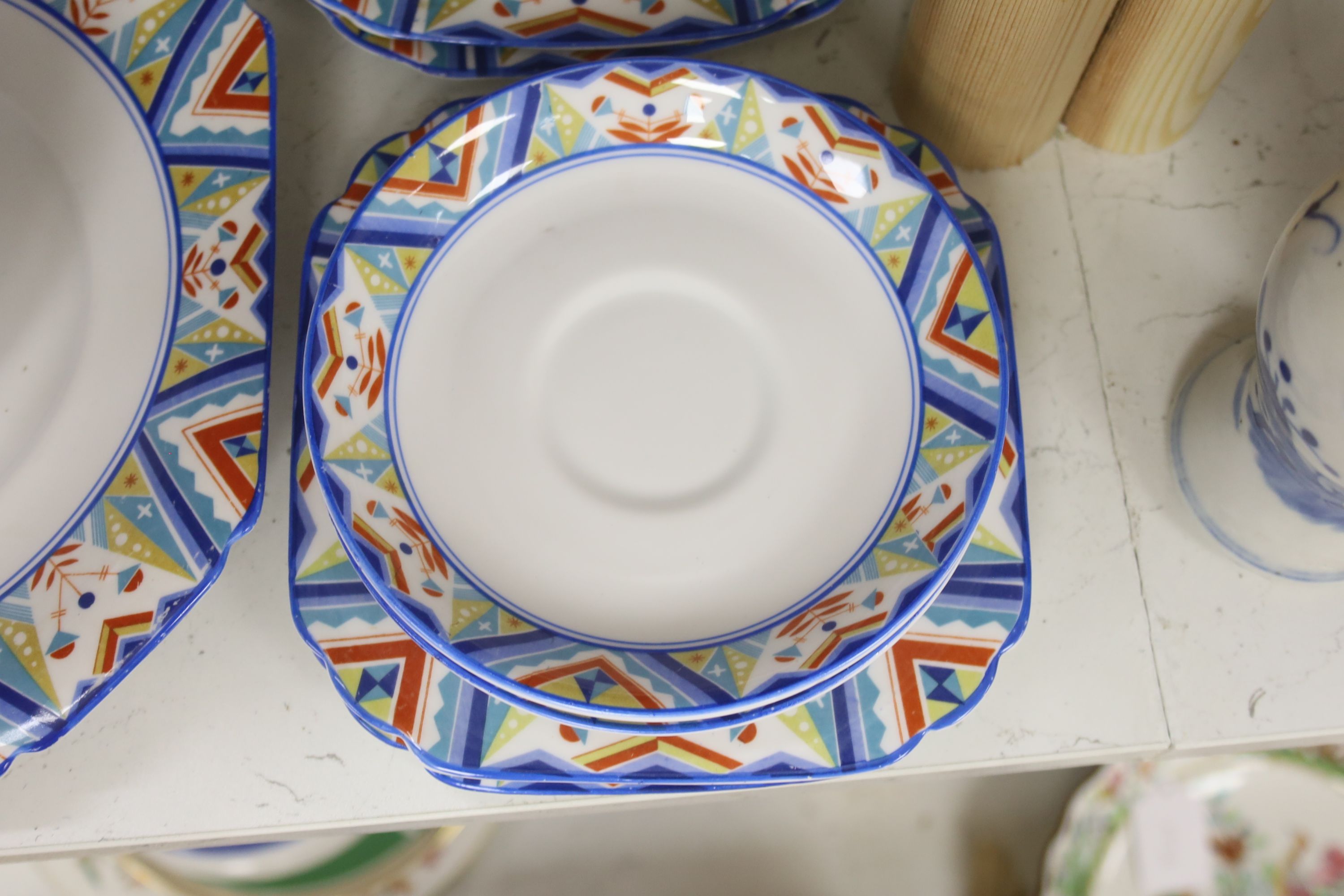 An Art Deco 'Gay' Grosvenor china 